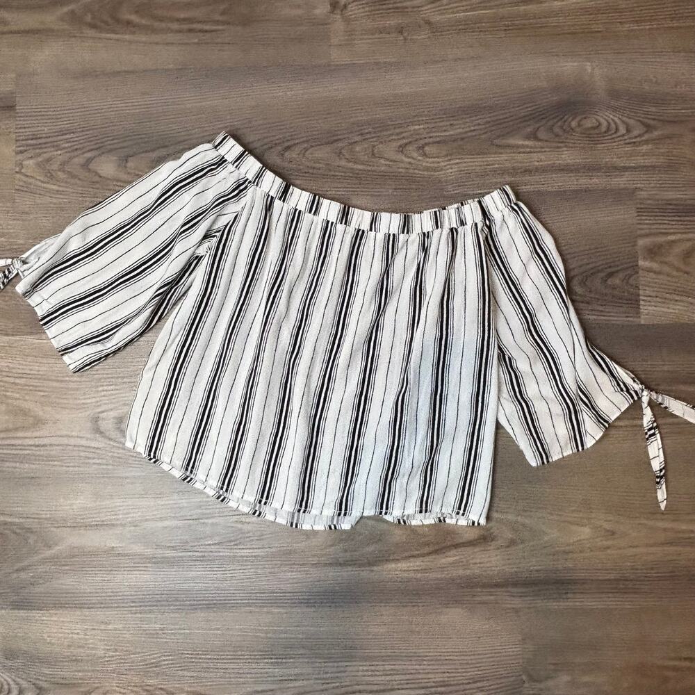 Forever 21 Black White Striped Boho Top Medium